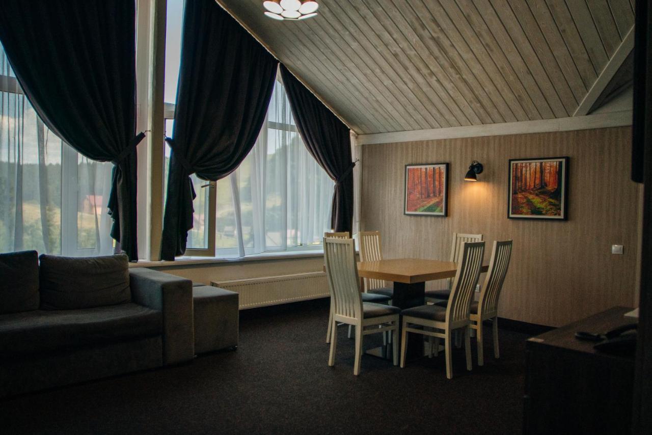 Vilson Hotel บูโคเวล ภายนอก รูปภาพ