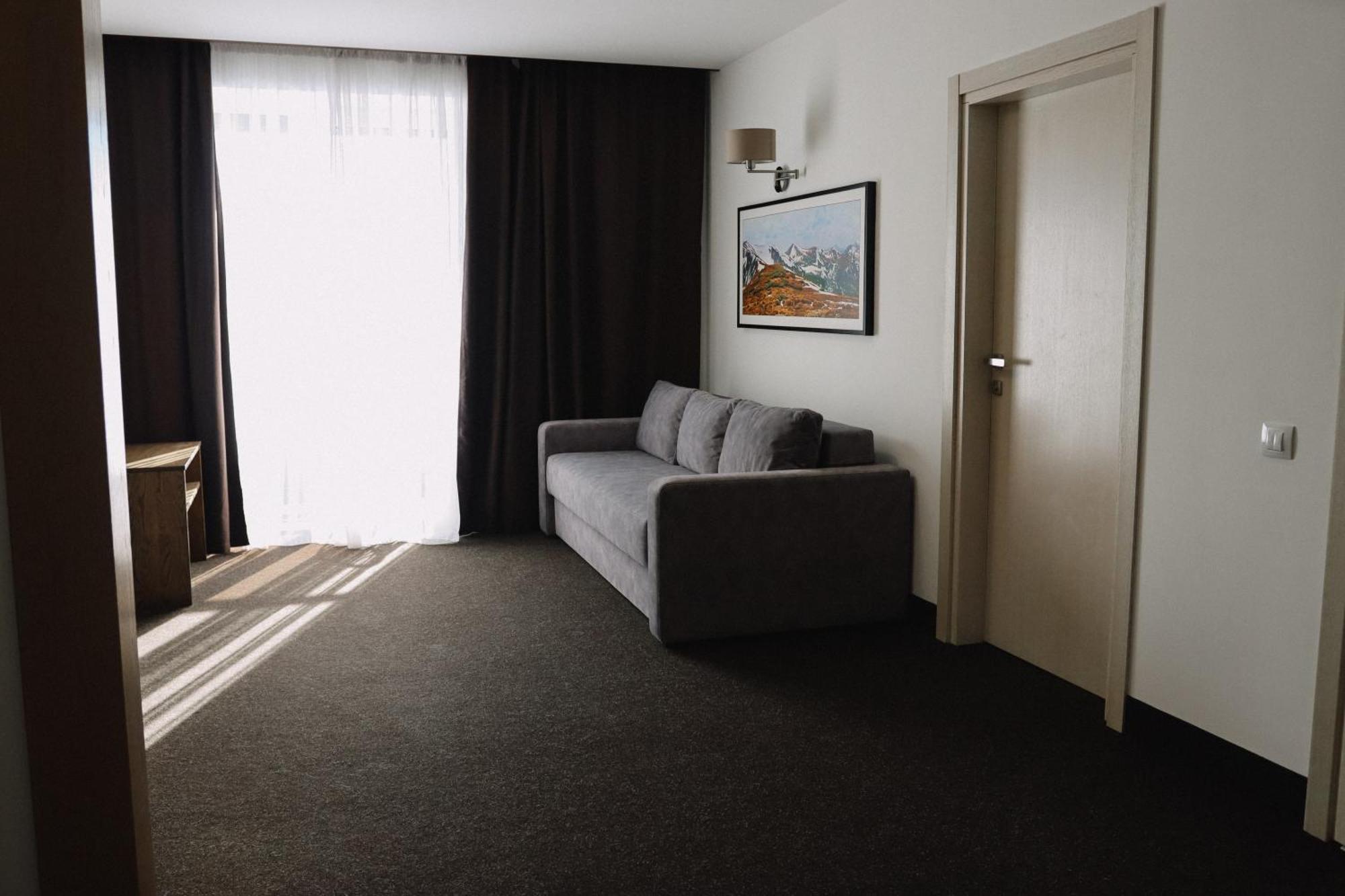 Vilson Hotel บูโคเวล ภายนอก รูปภาพ