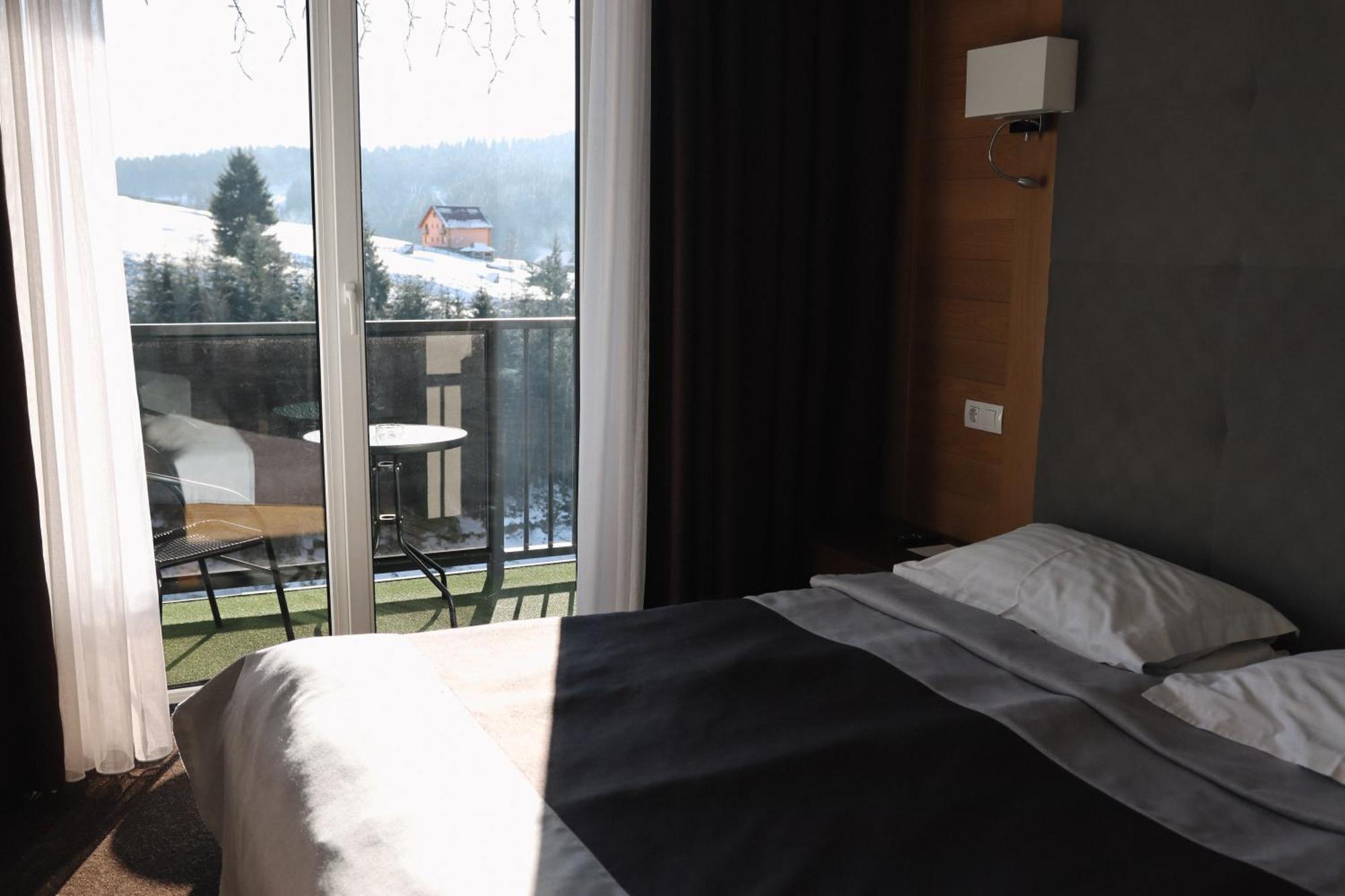 Vilson Hotel บูโคเวล ภายนอก รูปภาพ