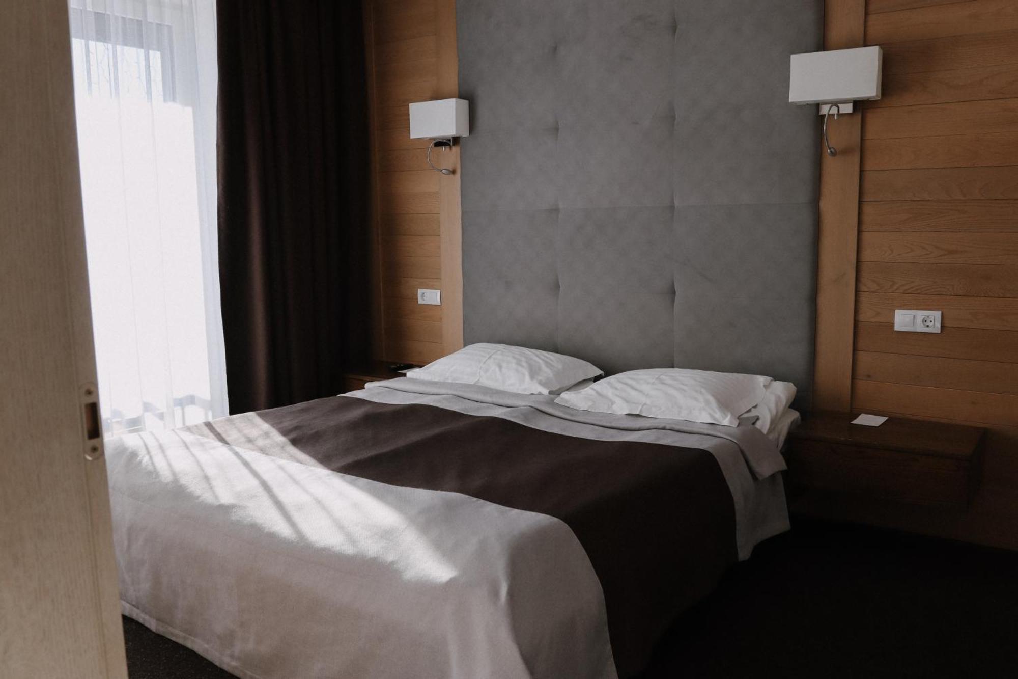 Vilson Hotel บูโคเวล ภายนอก รูปภาพ