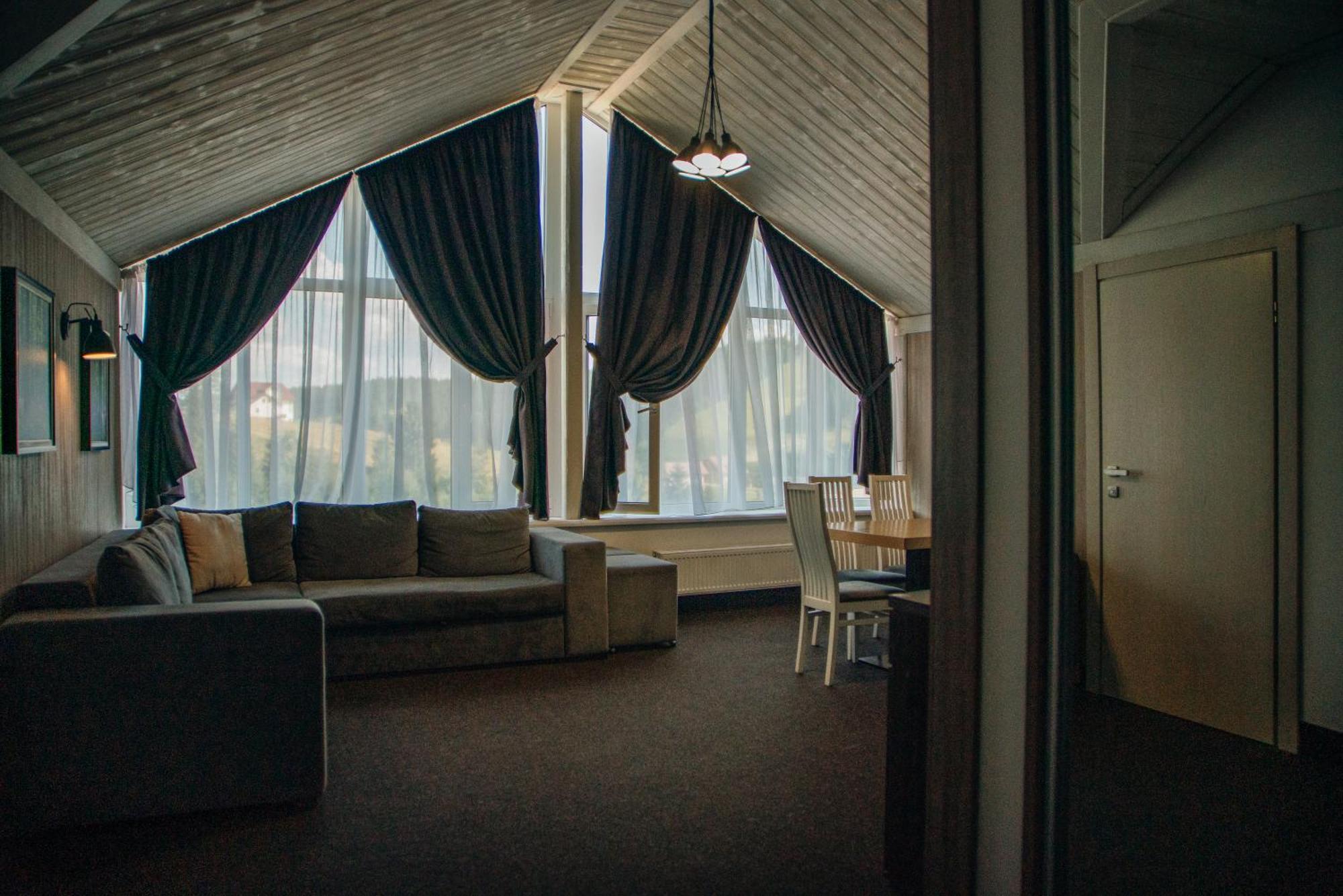 Vilson Hotel บูโคเวล ภายนอก รูปภาพ